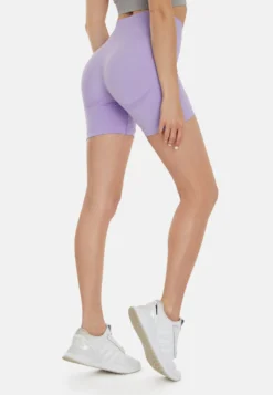 Row Seamless - Shorts - Light Purple -ESPRIT Vendite 005c6c86b92645e592de019e6e388859 scaled