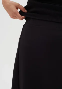 InWear Karonoiw Jincent- Gonna A Tubino - Black -ESPRIT Vendite 0330b28f47964fc58e7c6bd01c467d54 scaled