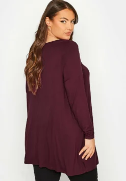 Curve Black Cut Out SwingMaglietta A Manica LungaRed Donna T-shirt E Top YOD21D0TY-G11 -ESPRIT Vendite 06dcdad369384271840ece53b889e721 scaled