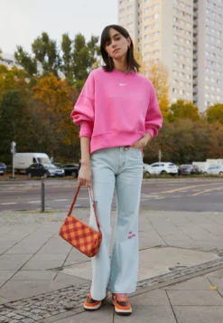 Nike Sportswear FelpaPinksicle Donna Felpe NI121J0MI-J11 -ESPRIT Vendite 1348772b5c8540079b194e347a5367df scaled