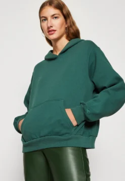 Hollister Co. IconFelpaTrekking Green Donna Felpe H0421J082-M11 -ESPRIT Vendite 356c4ce120bf43d3abe14621e20307fc scaled