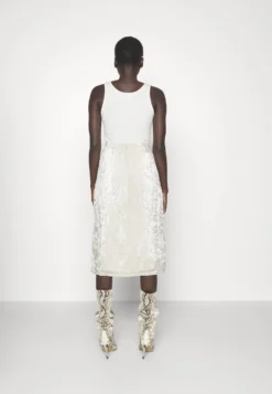 Filippa K Crinkled Pencil Skirt - Gonna A Tubino - Winter White -ESPRIT Vendite 37e10a4ff1ce4349889aa044f524ebf9 scaled