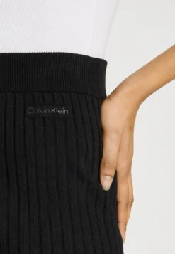 Calvin Klein Iconic Skirt - Gonna A Tubino - Black -ESPRIT Vendite 3b841475d4664556a1656a30cd64d55d scaled