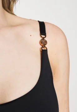 Versace One PieceCostume Da BagnoBlack Donna Moda Mare 1VE81G00V-Q11 -ESPRIT Vendite 44885650a0ab41fca3172a5fd36d2f00 scaled