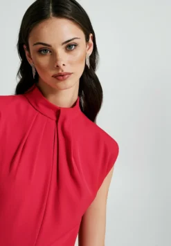 Rinascimento Spalline ImbottiteTuta JumpsuitFucsia Donna Tute Jumpsuit RI821T00N-G11 -ESPRIT Vendite 513b8948c2c6499194fb8bc4cd413fb4 scaled