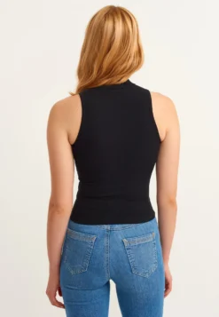 TopBlack Donna T-shirt E Top XX021D0F5-Q11 6 TopBlack Donna T-shirt E Top XX021D0F5-Q11 -ESPRIT Vendite 52976e9a2bb546be960fb853055c2f6a