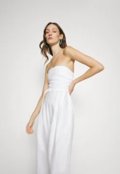 Faithfull The Brand AlegriasTuta JumpsuitWhite Donna Tute Jumpsuit F0O21T002-A11 -ESPRIT Vendite 52d54a8e29f34d5db6407cbd744a51db scaled