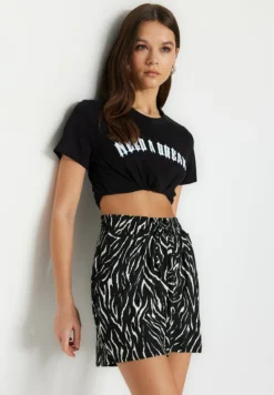 Trendyol Gewoontjes - Shorts - Black -ESPRIT Vendite 5cba02d4ca3d4e699333b2397125f8f3