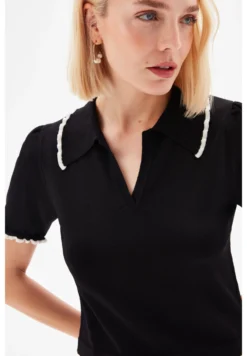 Collar Frilled - Polo - Black -ESPRIT Vendite 6477bccc434849ed84f4b551b4cd6c45 scaled