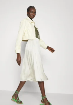 Bruuns Bazaar Acacia Amattas SkirtGonna A CampanaOff-White Donna Gonne BR321B031-A12 -ESPRIT Vendite 73eb3081beb14d2690457d779451c3fe scaled