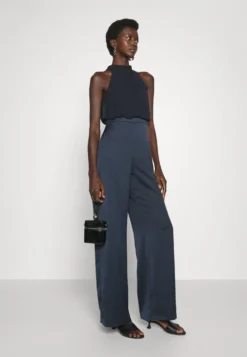 MAX & Co. DenverTuta JumpsuitNavy Blue Donna Tute Jumpsuit MQ921T00K-K11 -ESPRIT Vendite 75c4225bbfb64fd280d42a0572a777a6 scaled