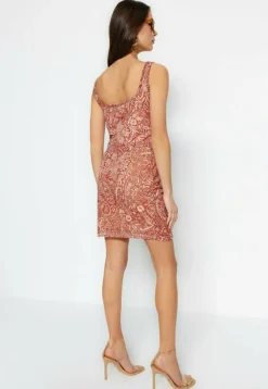 Trendyol SetGonna A TubinoBurgundy Donna Gonne TRU21E10O-G11 -ESPRIT Vendite 853734ceeef643d283cf2139833f2826