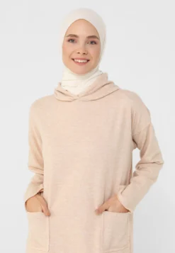 Felpa Con CappuccioGrey Donna Felpe MHR21A03M-C11 -ESPRIT Vendite 8695420be06a42b0ae483391988bd0e2 scaled