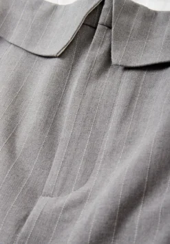 MinigonnaGray Donna Gonne CFI21B01C-C11 -ESPRIT Vendite 8e8ed0c79cba4dc5a3907dec2523d3de