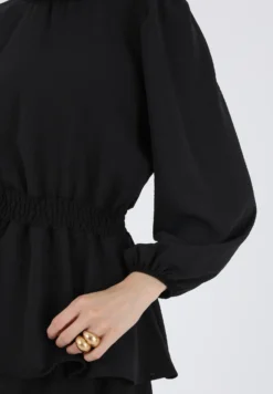 Crew Neck - Refka - Gonna Lunga - Black -ESPRIT Vendite 97040b8033314d5b88a494957373a48f scaled