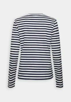 Lacoste Maglietta A Manica LungaMarine/Farine Donna T-shirt E Top LA221D09B-K11 -ESPRIT Vendite 9a5edd9f850e436891871fa0ea389e36 scaled