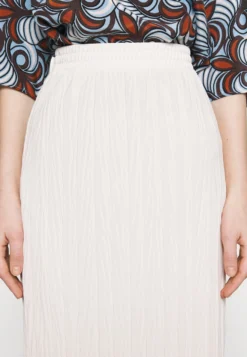 Max Mara Leisure CarniaGonna A TubinoAvorio Donna Gonne M1X21B01A-A11 -ESPRIT Vendite 9b940cb8d786487c9bb7c2cba571af8d scaled