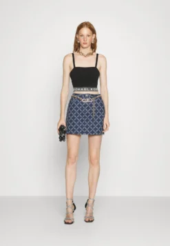 Nuove versioni -ESPRIT Vendite a942ea6aece1497190d8b93802fb8a0a scaled