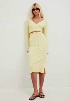 NA-KD Mit Langen Ärmeln Und WickeldetailTopLight Yellow Donna T-shirt E Top NAA21D188-E11