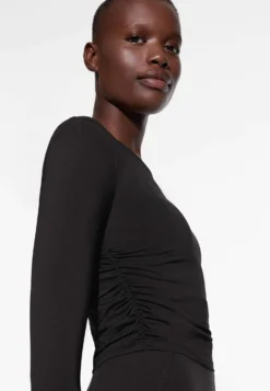 Oysho Maglietta A Manica LungaBlack Donna T-shirt E Top OY121D07D-Q11 -ESPRIT Vendite aaf9f51647324e848c2306d4b56f1f3b