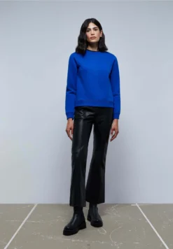 Scalpers Vertical Logo FelpaBlue Donna Felpe SCF21J02N-K11 -ESPRIT Vendite ad5aa083b06247b2b61faa9c5b2e6397 scaled