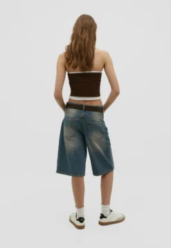 Stradivarius Bermuda Shorts Di JeansMoon Washed Donna Shorts STH21S08T-K11 -ESPRIT Vendite ad6e746f70d1431e9d92983421bf2d19