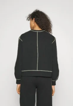 FelpaBlack/Sunny Donna Felpe C1181Q03K-Q11 -ESPRIT Vendite b106d5e424344a709b20ae5e66e4a1df scaled