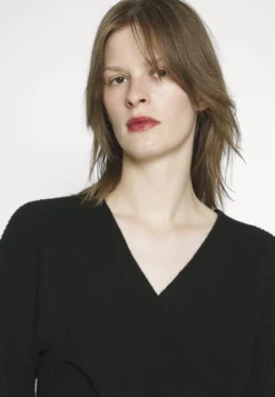 Marella Scanno - Maglietta A Manica Lunga - Black -ESPRIT Vendite b1eb5b012565403c9832739cc0c3c88a scaled