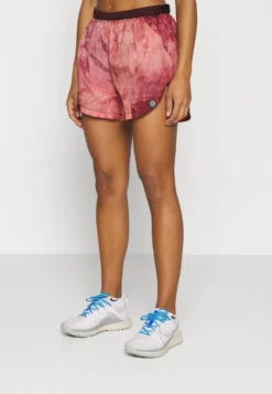 Nike Performance TrailPantaloncini SportiviEmber Glow/Burgundy Crush Donna Shorts N1241E1NO-G11