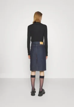 Filippa K Midi Zip SkirtGonna Di JeansMidnight Donna Gonne F1421B037-K11 -ESPRIT Vendite b72d1a873ca04a40a9d246fd43470853 scaled