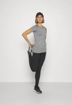 Lululemon Swiftly Tech Short Sleeve 2.0T-Shirt BasicSlate White Donna T-shirt E Top LLS41D00U-C11 11 Lululemon Swiftly Tech Short Sleeve 2.0T-Shirt BasicSlate White Donna T-shirt E Top LLS41D00U-C11 -ESPRIT Vendite d55f9eba3e8e4d1d91183ad74c4c17ac scaled