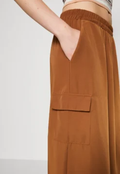 Vila Vipetra Cargo SkirtGonna A CampanaCaramel Café Donna Gonne V1021B10J-O11 -ESPRIT Vendite efc8514e637a4519926502810733692d scaled
