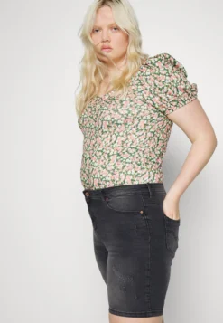 ONLY CARMAKOMA Carlaola Reg Dest Shorts Di JeansBlack Donna Shorts ONA21S021-Q11 -ESPRIT Vendite f9c86ca8ba364d0d83c3f42d0bd98fce scaled